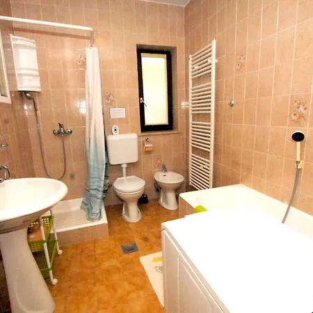 Holiday Ulica Vladimira Nazora Apartman *
