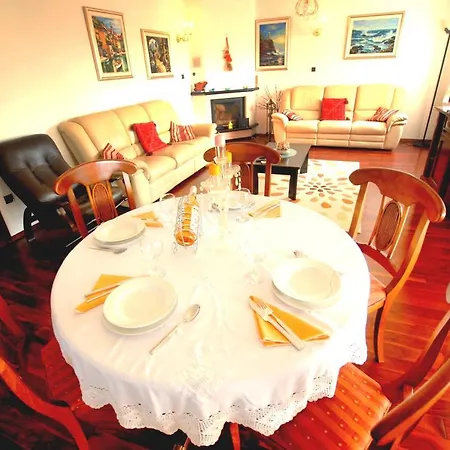 Holiday Ulica Vladimira Nazora Apartment Jadranovo